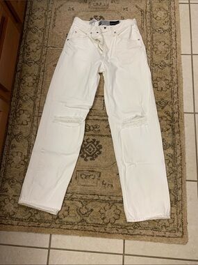 Levi’s Silver Tab ‘94 Baggy White Distressed Jeans - Relaxed Fit
